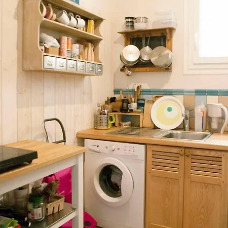 Cosy Studio In The Buttes Chaumont