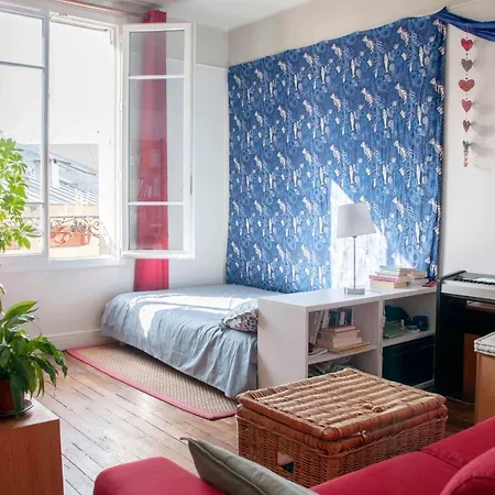 Cosy Studio In The Buttes Chaumont Apartament